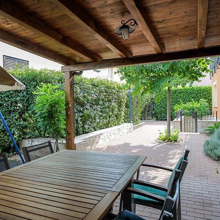 Rougemarin Apartments ビオグラード・ナ・モル エクステリア 写真