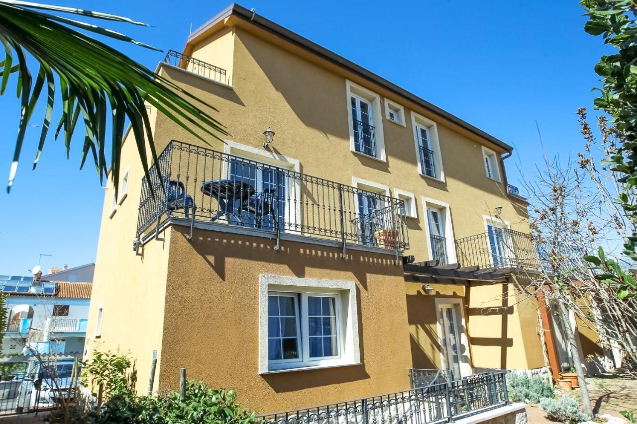 Rougemarin Apartments ビオグラード・ナ・モル エクステリア 写真