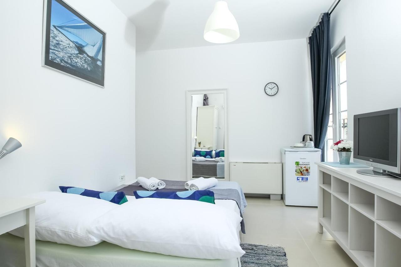 Rougemarin Apartments ビオグラード・ナ・モル エクステリア 写真