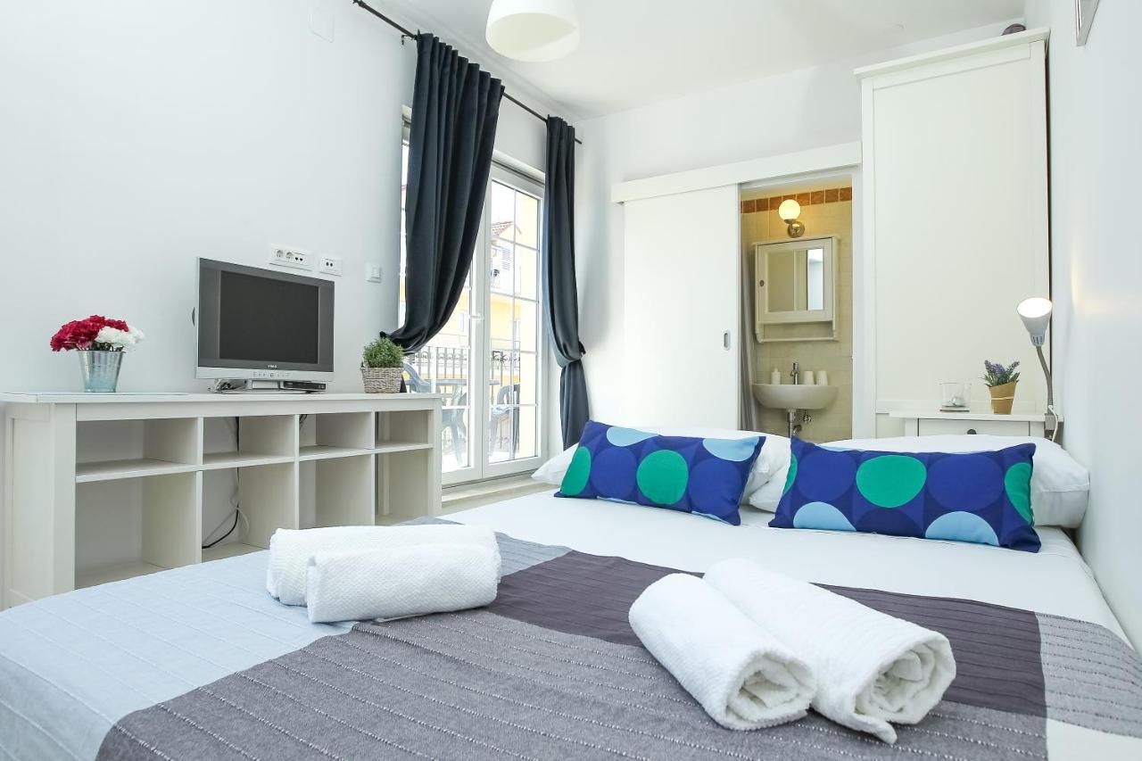 Rougemarin Apartments ビオグラード・ナ・モル エクステリア 写真